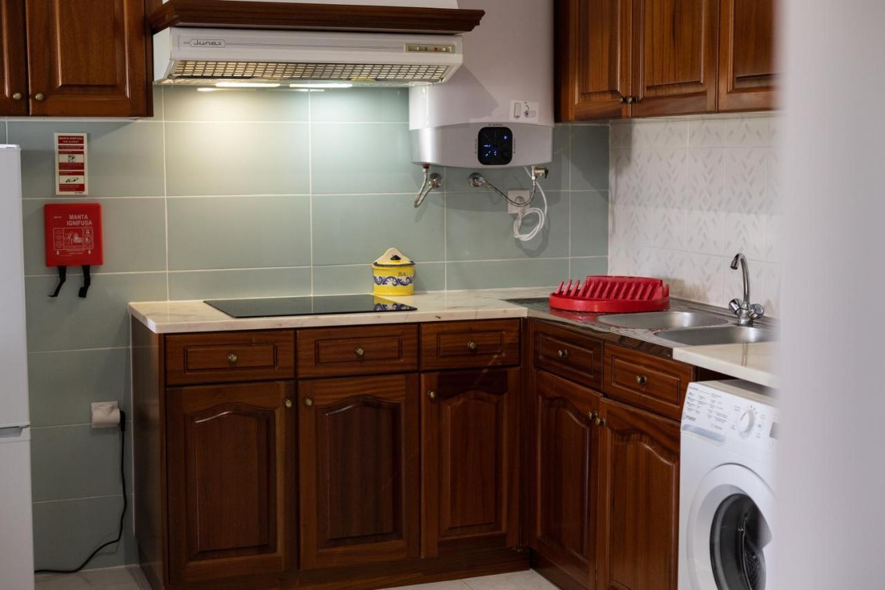 White Beach House Praia da Lourinha Экстерьер фото