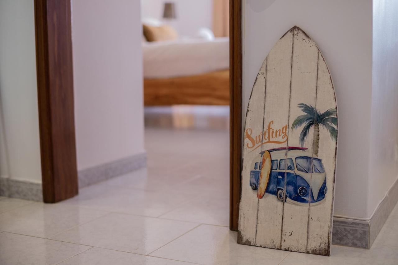 White Beach House Praia da Lourinha Экстерьер фото